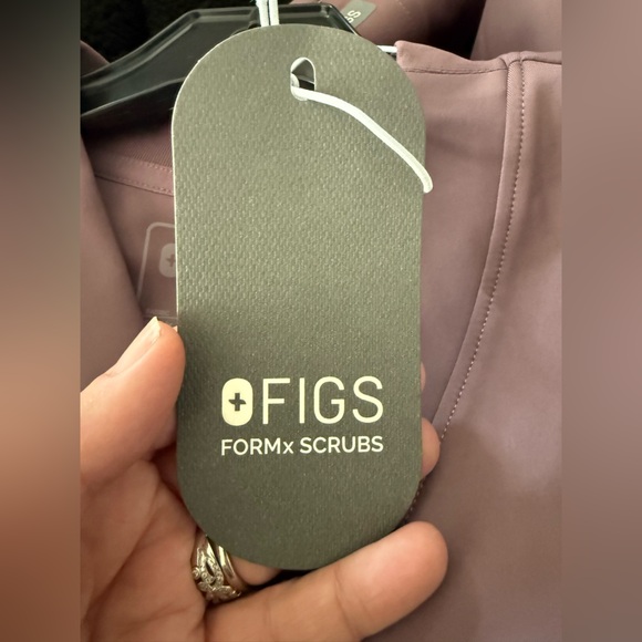 Figs V-Neck Scrub Top -Plum - Picture 12 of 12